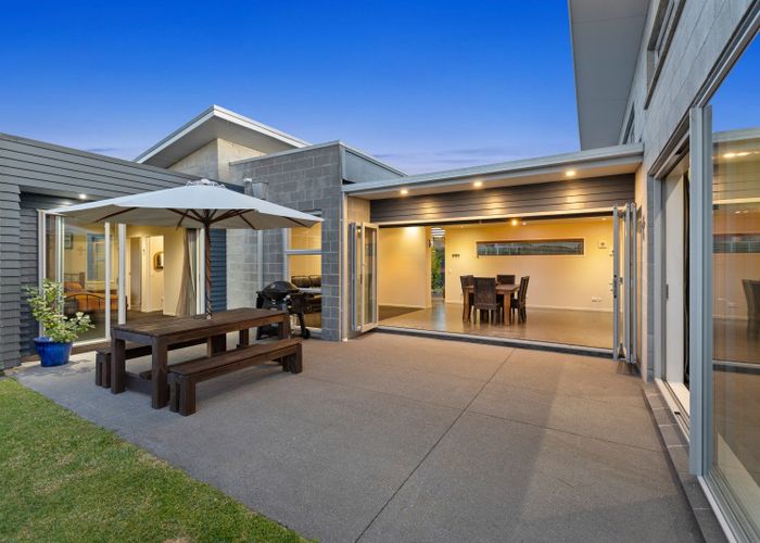  at 61 Karamea Street, Whalers Gate, New Plymouth