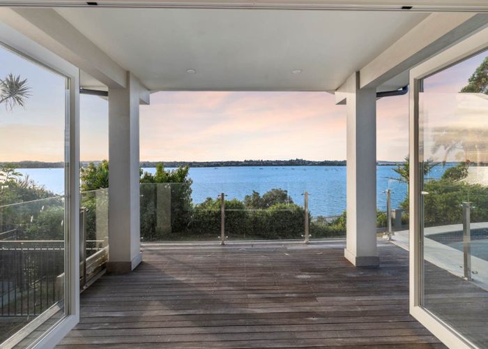 at 21 William Bryan Drive, Half Moon Bay, Auckland