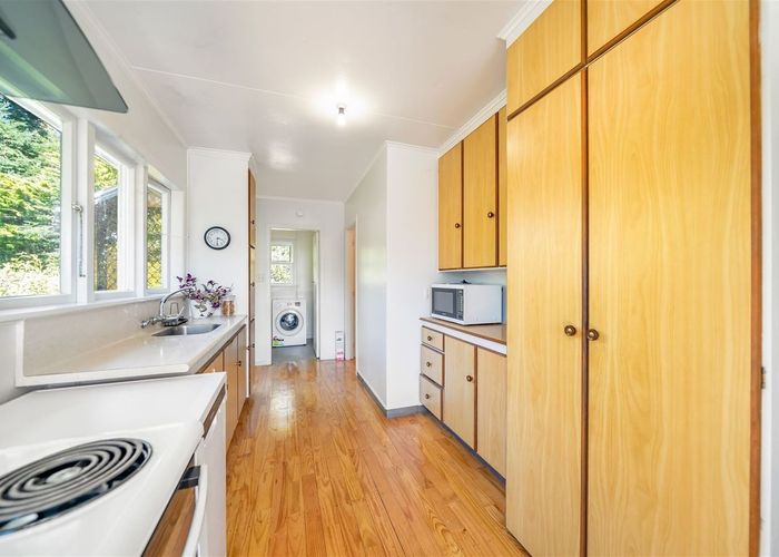  at 6 Reid Road, Wainuiomata, Lower Hutt