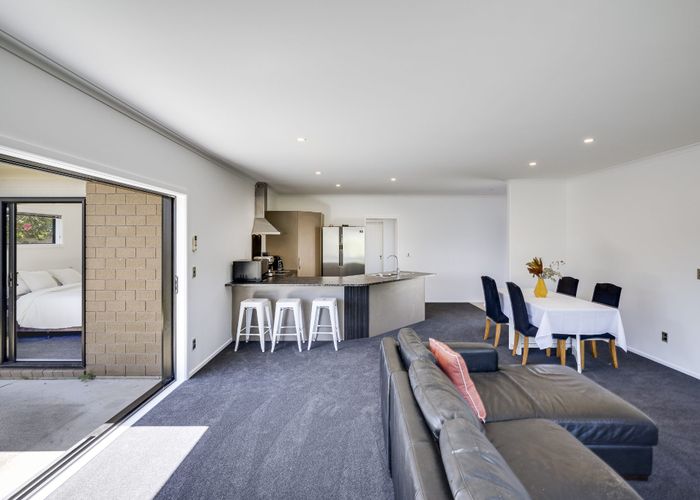  at 5A Cornwall Road, Taradale, Napier