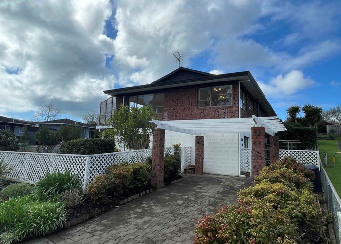  at 1/29 Rapallo Place, Farm Cove, Manukau City, Auckland