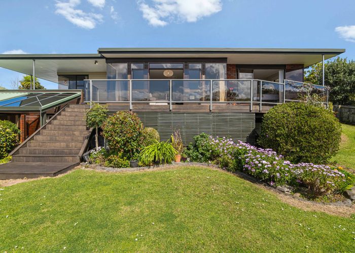  at 146 Pacific Parade, Army Bay, Rodney, Auckland