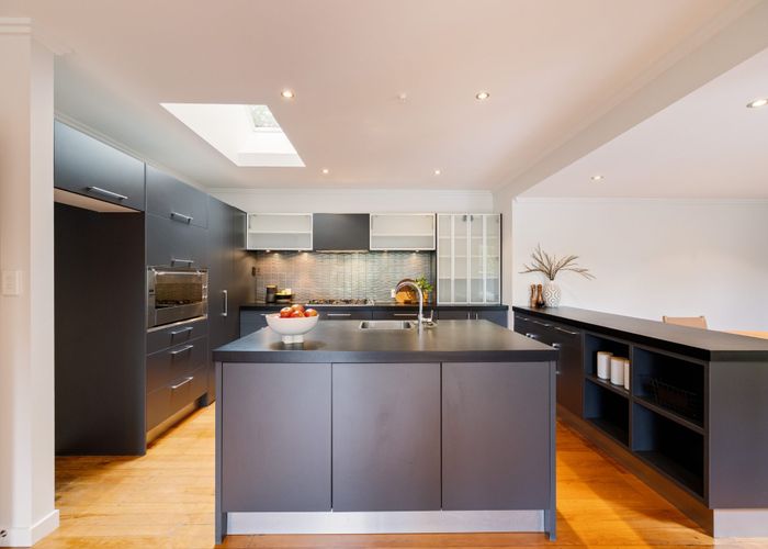  at 35 Kirkwood Avenue, Upper Riccarton, Christchurch City, Canterbury