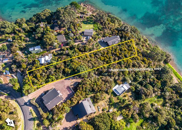  at 70 The Esplanade, ONEROA, WAIHEKE ISLAND