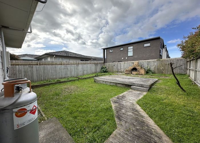 at 10B Glynnbrooke Street, Te Atatu South, Waitakere City, Auckland