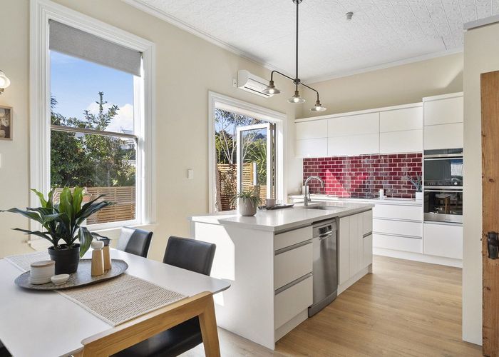  at 24 Cranston Street, Andersons Bay, Dunedin, Otago