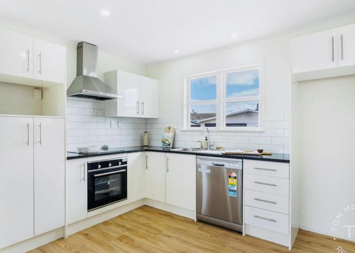  at 3 Corsair Crescent, Mangere, Auckland