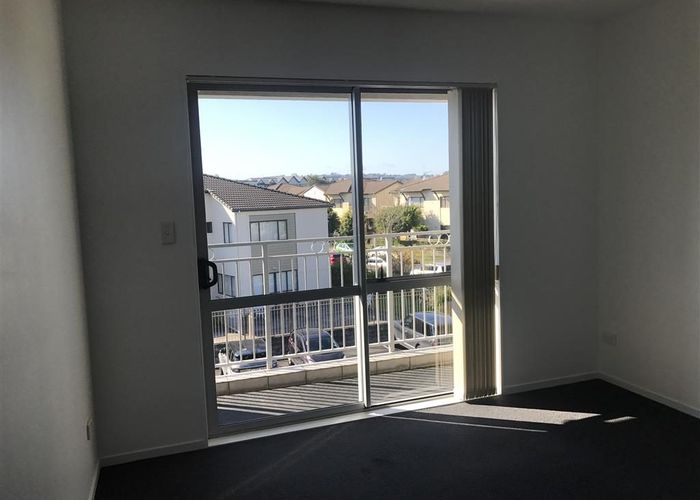  at 304/75 Michael Jones Drive, Flat Bush, Manukau City, Auckland