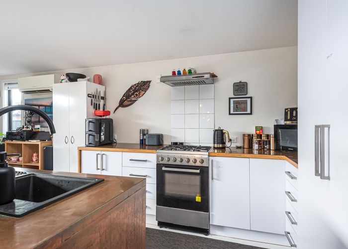  at 7 London Street, Richmond, Christchurch City, Canterbury