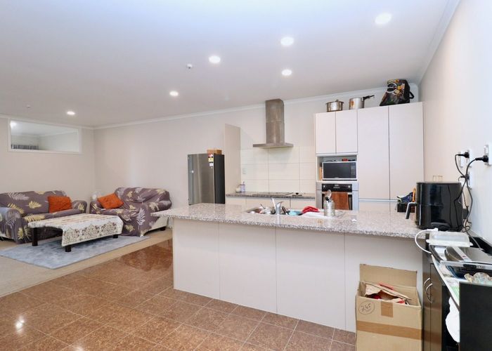  at 15A/132A Stancombe Road, Flat Bush, Manukau City, Auckland