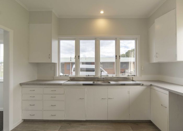  at 320 Te Rapa Road, Beerescourt, Hamilton, Waikato