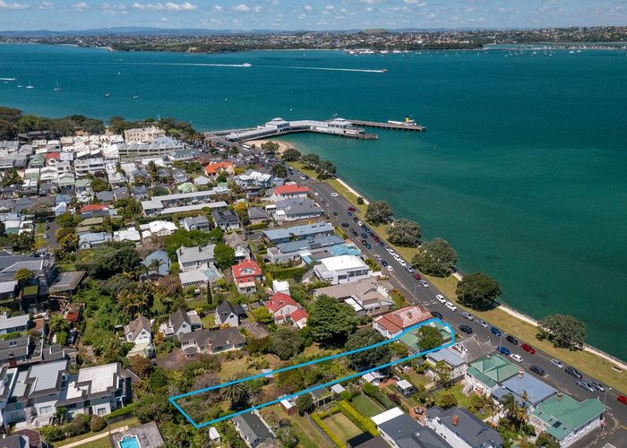  at 28 Queens Parade, Devonport, North Shore City, Auckland