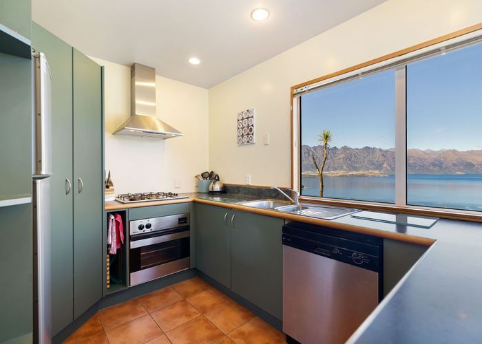  at 14A Von Place, Fernhill, Queenstown