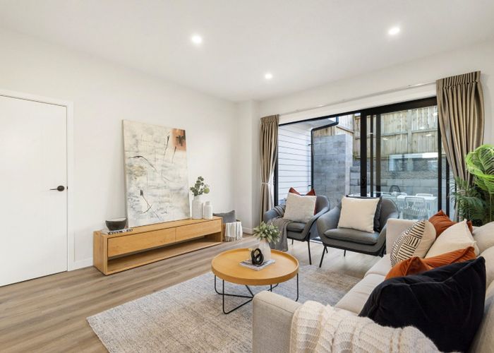  at 90B Michaels Avenue, Ellerslie, Auckland