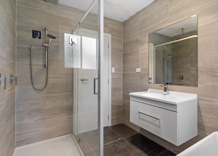  at 19 Lane Road, Weymouth, Manukau City, Auckland