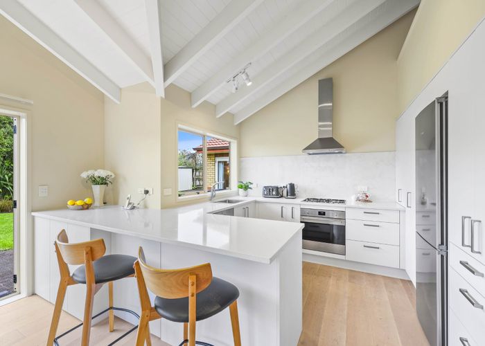  at 18 Pippen Court, Henderson, Waitakere City, Auckland
