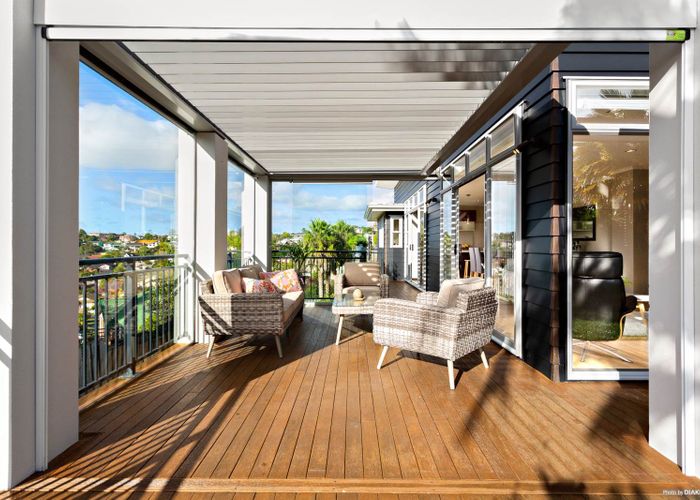  at 23 Caversham Drive, Torbay, Auckland