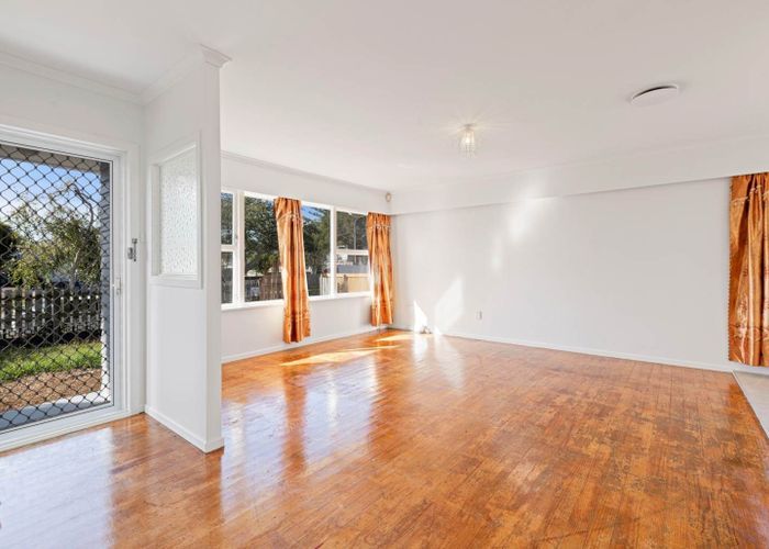  at 14 Tairere Crescent, Rosehill, Papakura