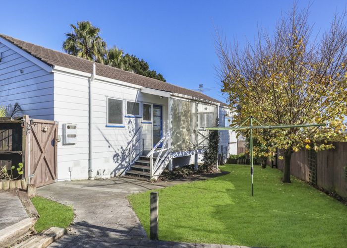  at 20 Rukumoana Place, Clendon Park, Manukau City, Auckland