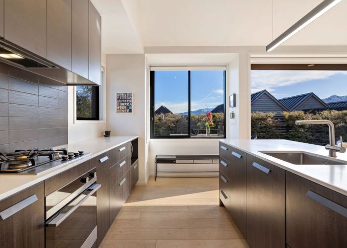  at 6 Fife Court, Jacks Point, Queenstown-Lakes, Otago