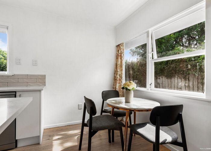  at 29A Rosalind Road, Glenfield, Auckland