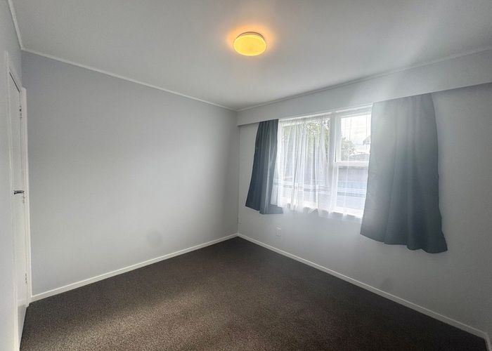  at 129/2 Martin St, Wallaceville, Upper Hutt, Wellington
