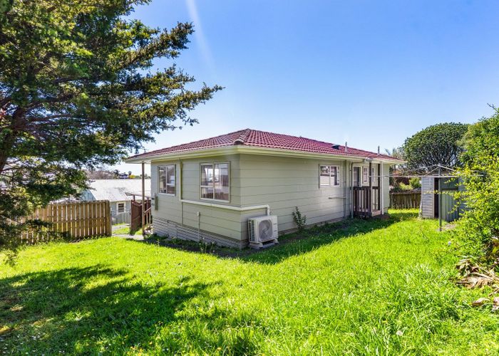  at 8A Corunna Road, Milford, North Shore City, Auckland