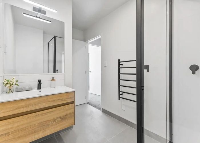  at 115 Walmsley Road, Favona, Manukau City, Auckland