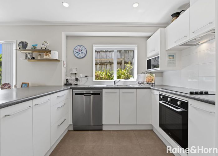  at 18 Nirmal Place, Sunnyvale, Waitakere City, Auckland