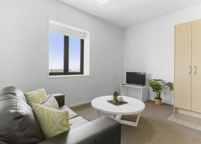  at 608/17 Putney Way, Manukau, Manukau City, Auckland
