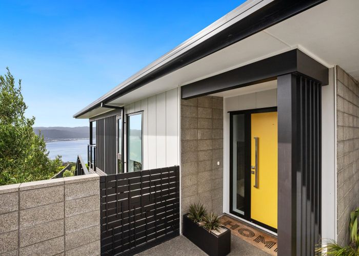  at 7 Promontory Crescent, Newlands, Wellington, Wellington