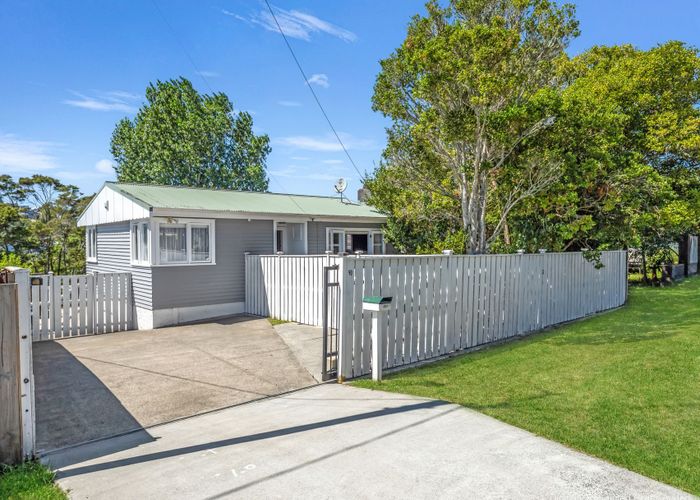  at 90 Glendale Road, Glen Eden, Waitakere City, Auckland