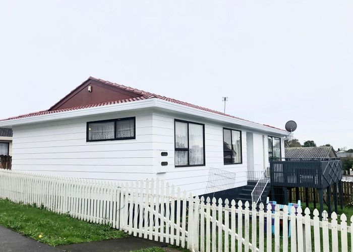  at 3/1 Rebecca Rise, Clendon Park, Manukau City, Auckland