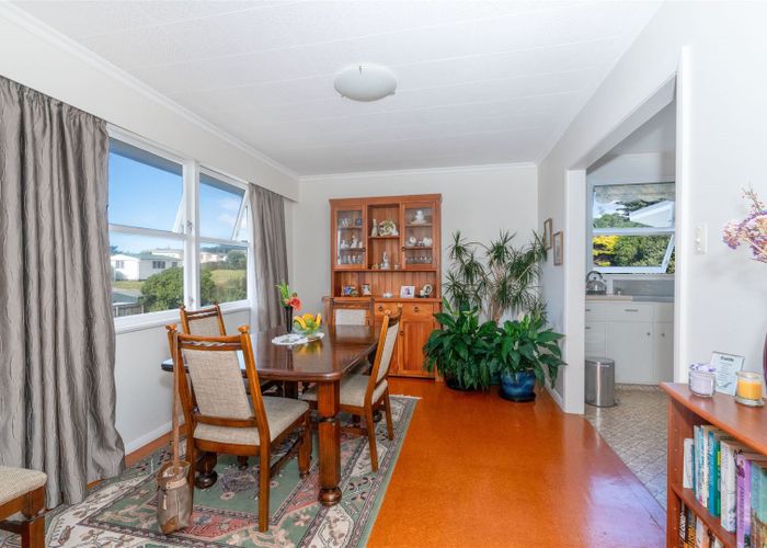  at 74 Park Avenue, Waitarere Beach, Levin