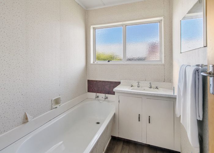  at 2/18 Rugby Street, Highfield, Timaru