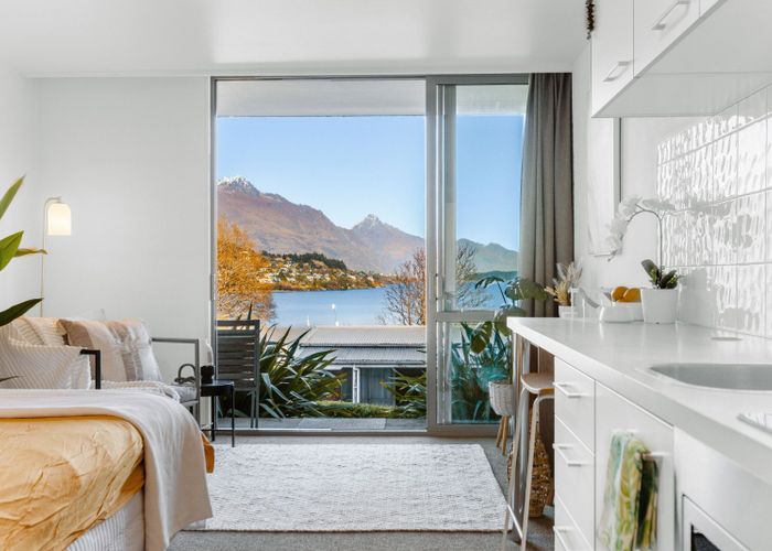  at 4 Lake Avenue, Frankton, Queenstown