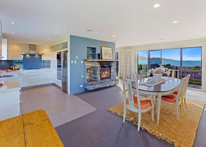  at 31 Oratia Street, Waikanae Beach, Kapiti Coast, Wellington