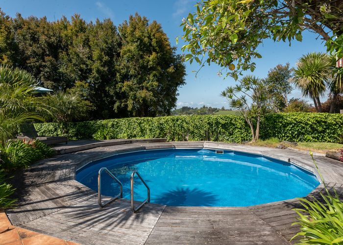  at 207 Point View Drive, East Tamaki Heights, Auckland