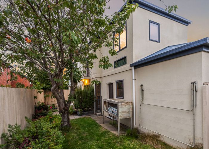  at 1/40 Picton Avenue, Riccarton, Christchurch City, Canterbury