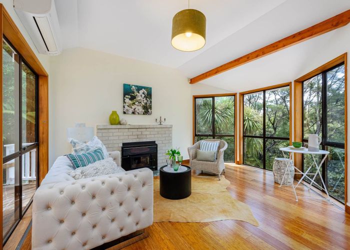  at 15 Trelawny Place, Hillcrest, North Shore City, Auckland