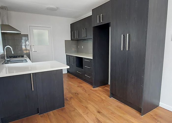  at 708 Te Atatu Road, Te Atatu Peninsula, Waitakere City, Auckland