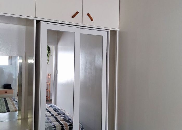  at 918 Beach Road, Waiake, North Shore City, Auckland