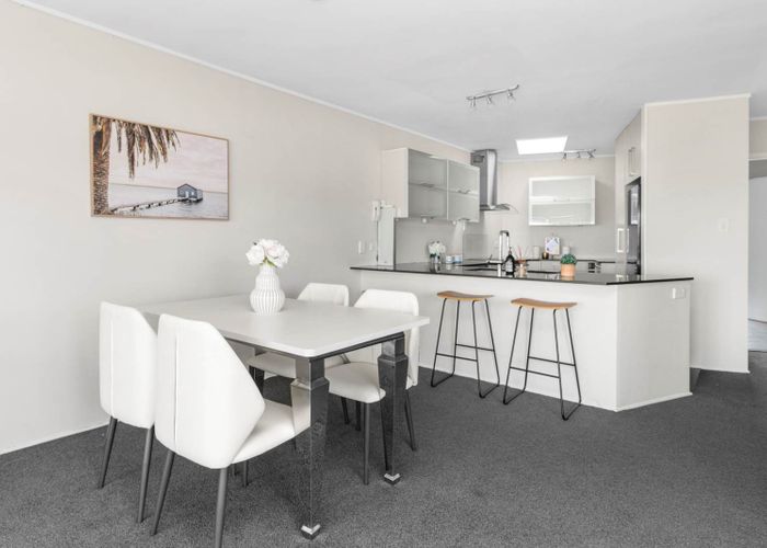  at 11/18 Takitimu Street, Orakei, Auckland City, Auckland
