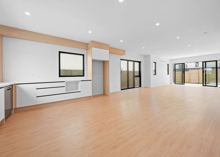  at 181 Henwood Road, Westgate, Waitakere City, Auckland