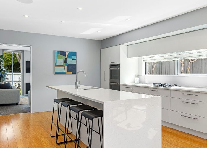  at 15 Bowenvale Avenue, Cashmere, Christchurch City, Canterbury