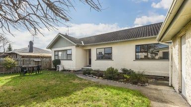  at 5 Maitland Avenue, Stoke, Nelson