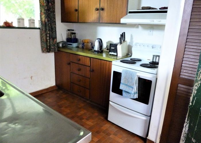  at 72 Hastings Street, Feilding