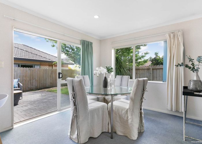  at 9 Caltra Place, East Tamaki, Auckland