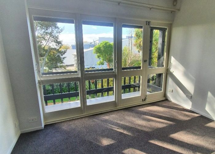  at 8/533 Manukau Road, Epsom, Auckland City, Auckland