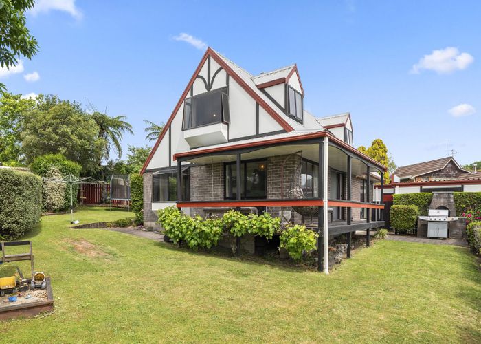  at 7 Rika Place, Kawaha Point, Rotorua